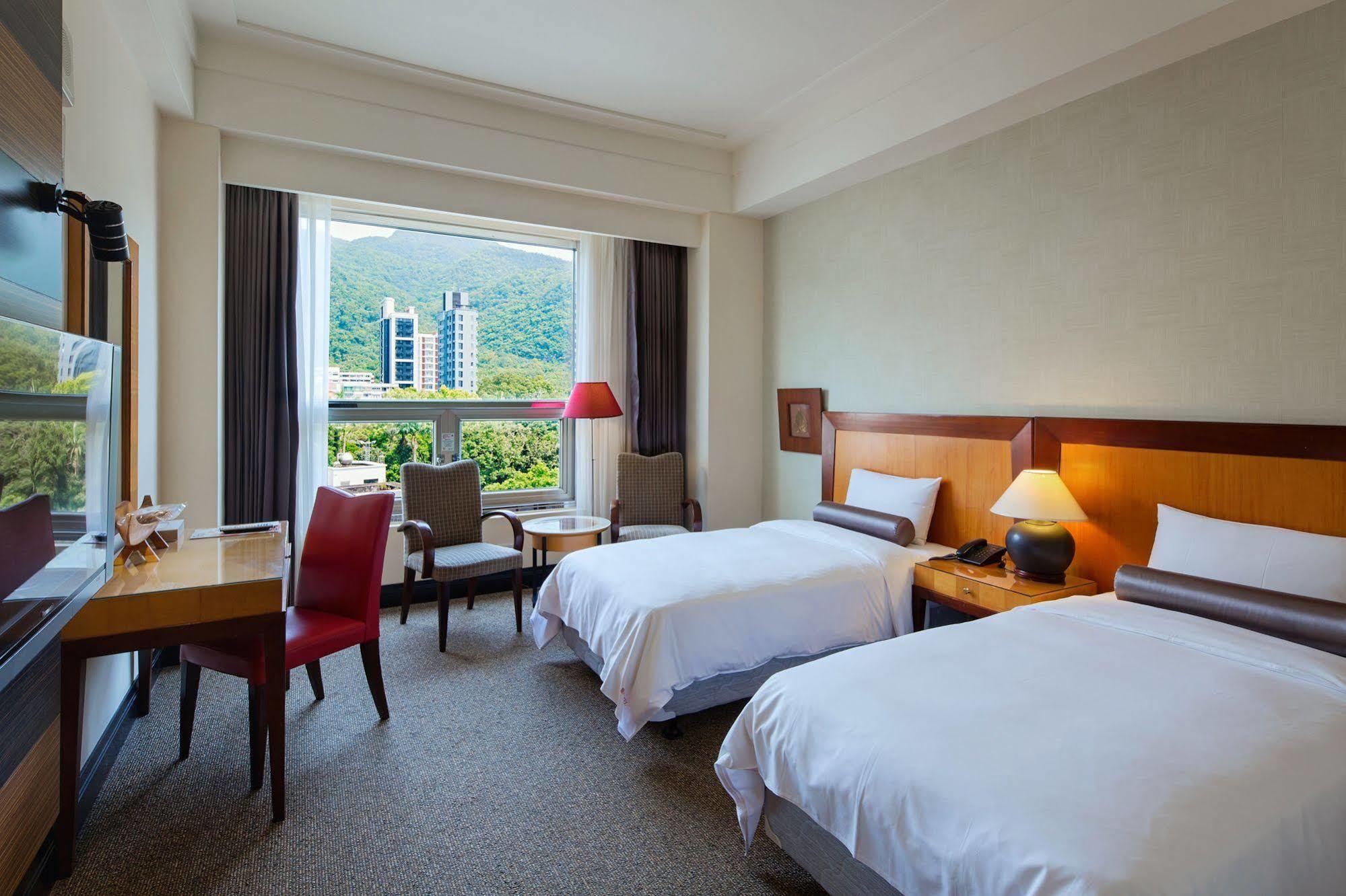 Hotel Les Champs Jiaoxi Eksteriør billede